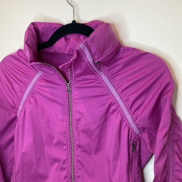 Lululemon Gather and Sprint Jacket - Picture 9 of 14